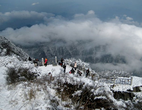 'Bồng lai tiên cảnh' trên đỉnh núi Nga Mi