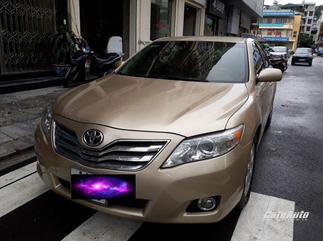 File2010 Toyota Camry LE  11252009jpg  Wikipedia