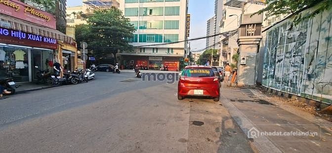 Bán nhà riêng: 283-285 Cách Mạng Tháng 8, khu dân cư Hà Đô cao cấp Q10  4,5m*14m