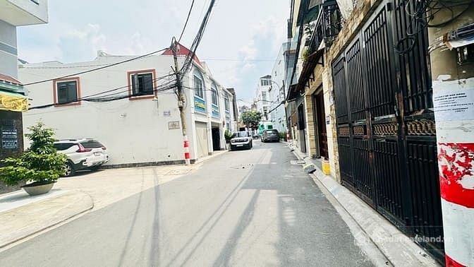 Bán đất thổ cư: Nhà mới Phan Huy Ích Quận Tân Bình, hẽm xe hơi, 40m2, 4 tầng BTC