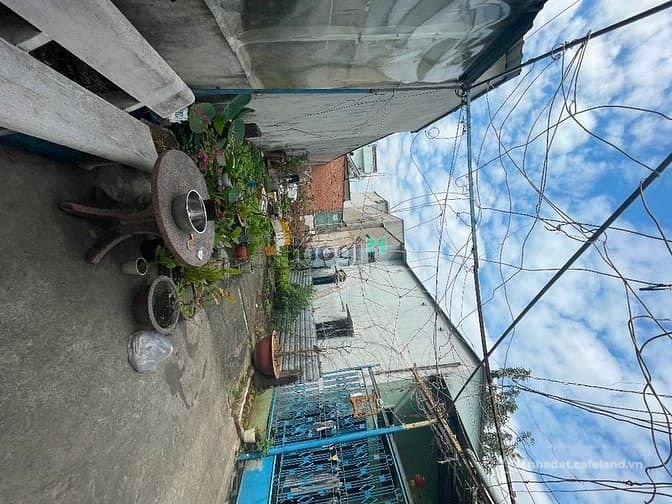 Bán đất thổ cư: Đường 6 _ Linh Tây | DT 72m2 | Chỉ 4tỷ3  Đất trống | Ngang 4