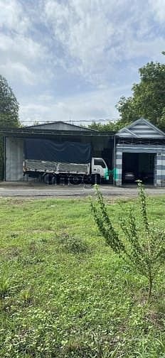 Căn hộ chung cư: Bán đất tặng kèm nhà cấp 4, kho xưởng xây full đất. An Nhơn Tây