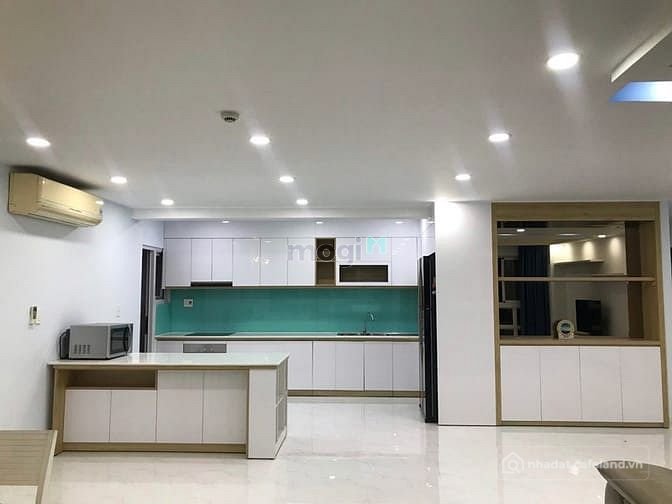 Bán nhà riêng: Cho thuê Happy valley, dt 135m2 lầu cao view nội khu nhà mới