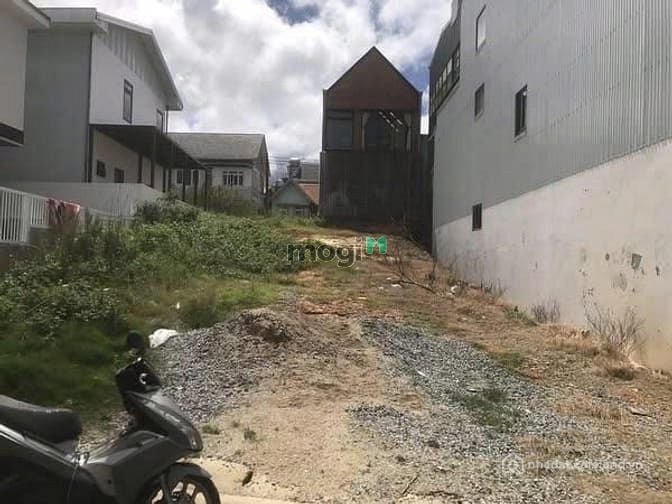 Bán đất thổ cư: Bán Đất liên kế KQH Huỳnh Tấn Phát Đà Lạt, gần các địa điểm chec