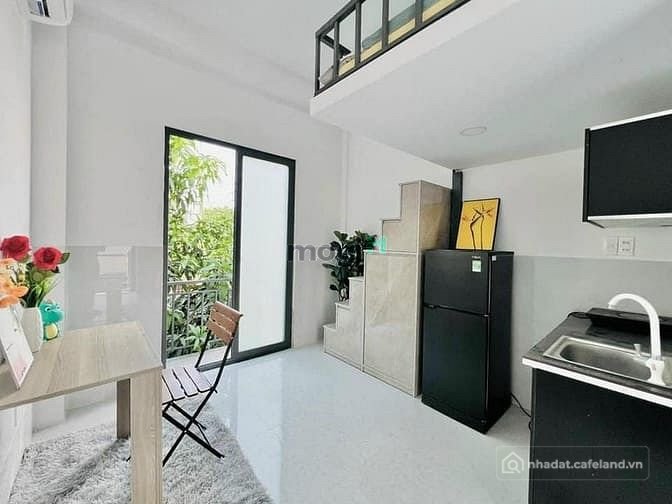 Nhà hàng - Khách sạn: Cho thuê căn hộ có gác ở Phạm Phú Thứ, quận 6