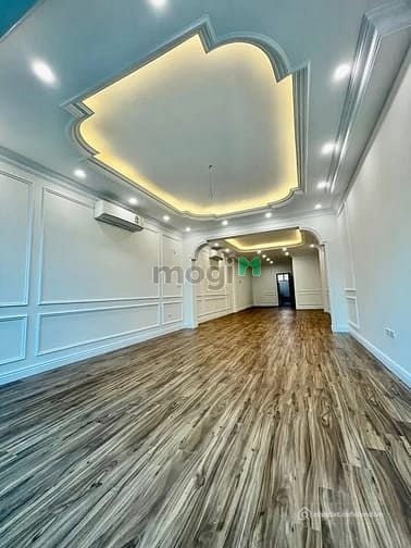 Bán nhà riêng: Nhà 146m2 mặt phố Vũ Trọng Phụng, 8 tầng thang máy, giá 89.5 tỷ