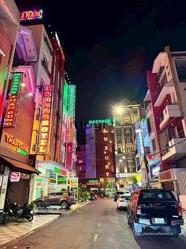 Bán nhà riêng: Bán khách sạn 6 lầu mặt tiền Trần Đại Nghĩa, Ninh Kiều, Cần Thơ -