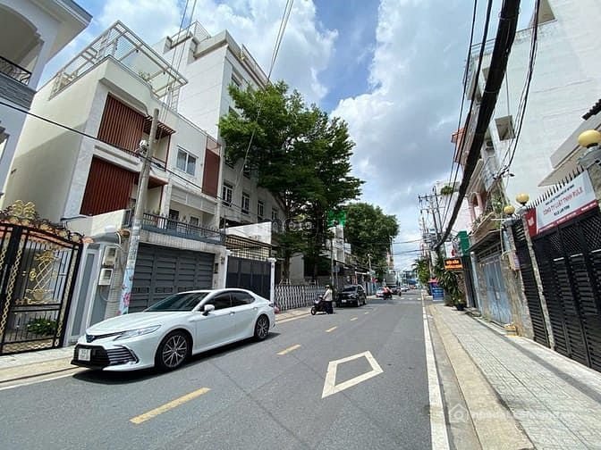 Bán nhà riêng: Nhà 4 tầng mặt tiền Lam Sơn, Phú Nhuận, Dt (4.5*21), giá 30 tỷ tl