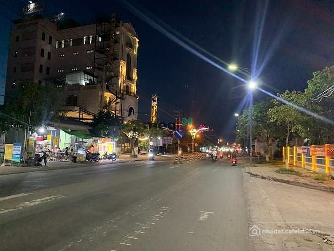 Bán nhà riêng: Khách sạn 5 lầu mặt tiền đường Phạm Hùng, Q.Cái Răng, Cần Thơ - 4