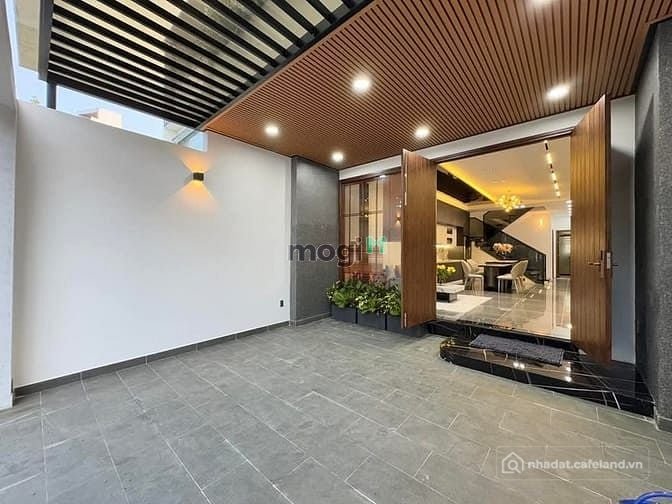 Bán nhà riêng: Chính chủ bán rẻ nhà MT Bùi Ngọc Thu,TT Thủ Dầu Một, tặng nội thấ