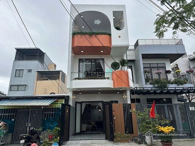 Siêu phẩm 2 lầu 5x25 Giá chỉ 2ty650 Ngay Trung Tâm Tp.TDM - Bình Dương