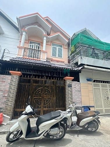 Bán nhà riêng: Bán nhà chính chủ đường thông oto khu nhà ở gia đình