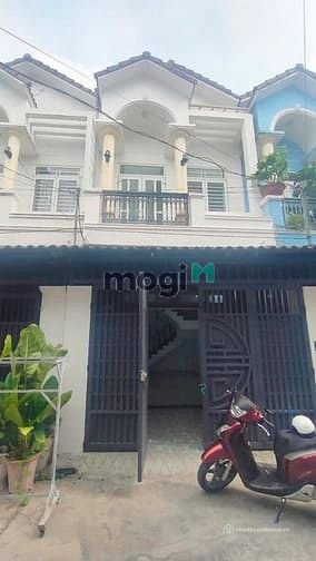 Bán nhà riêng: Bán nhà thạnh xuân 33 khu nhà phố đường 6m