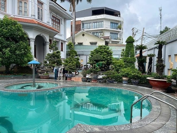 Bán nhà riêng: Biệt Thư gần Global city 1000m2 , 28 x32 Giá 79 tỷ