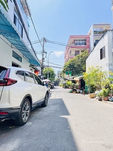 Bán nhà riêng: Mặt tiền Nguyễn Thái Học Tân Thành Tân Phú 11x23m đang làm xưởng