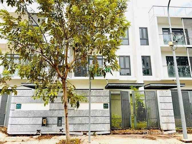 Bán nhà riêng: Bán Nhà phố compound An Phú Newcity DT 149.4m2 giá 40 tỷ sổ hồng 