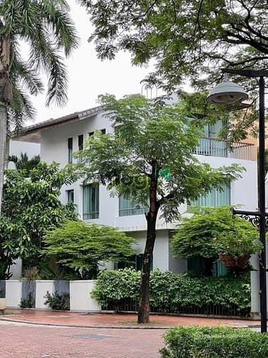 Bán nhà phố dự án: Bán Biệt Thự Villas Riviera Keppleland Giang Văn Minh 287m2 g