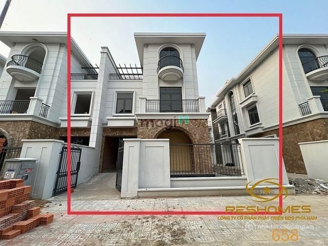 Bán nhà phố dự án: Bán biệt thự thô 1 trệt 2 lầu 200m2 khu dân cư Bửu Long 3 giá