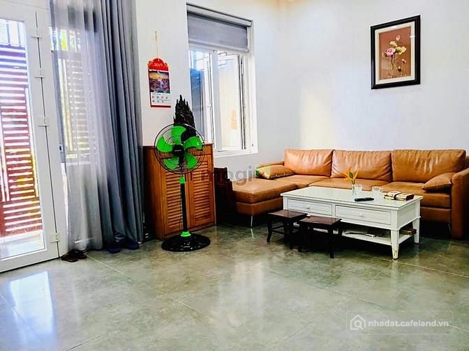 Bán biệt thự: Bán nhà mới đẹp đường rộng ô tô đi lại thoải mái giá tốt 9 tỷ 800 