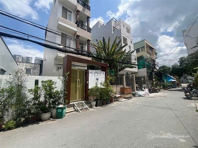 Biệt thự hẻm nhựa thông 7 m cạnh đường Phú Thuận Quận 7. 7*37, hơn 16ỷ