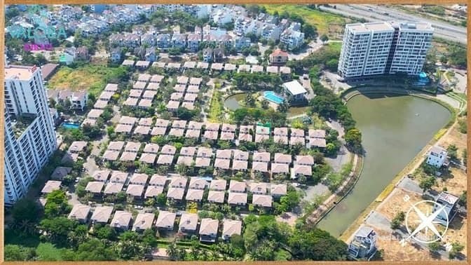 Bán nhà riêng: BÁN BIỆT THỰ sân vườn VALORA KIKYO Quận 9 hòi cá tiểu cảnh..ngang