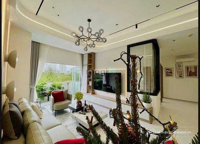 Bán nhà phố dự án: Bán căn hộ SCENIC VALLEY giá rẻ ngay Phú Mỹ Hưng-Quận 7