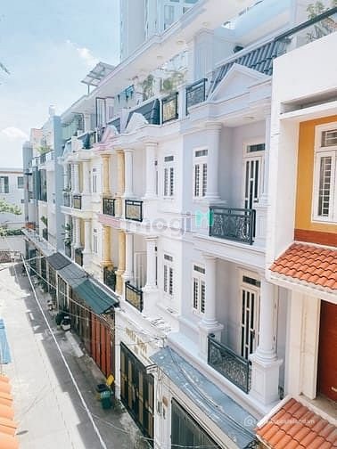 Bán nhà phố dự án: Siêu Phẩm - 4 Tầng - Khu Dân Cư Tri Thức - 4 PN - Hiệp Bình P