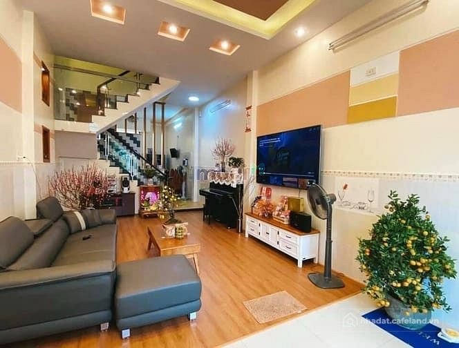 Bán nhà phố dự án: ĐỐI DIỆN HOA VIÊNNhà đẹp FULL NỘI THẤT KDC Bình Phú 4x16m 4