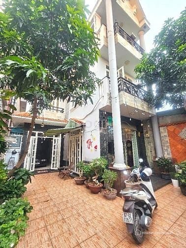 Bán nhà riêng: Biệt thự MT Nam Hùng Vương 210m2 5 tầng nở hậu có hầm thang máy 1