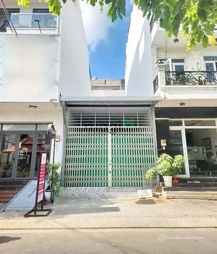 Bán biệt thự: Hàng hiếm - Bán đất tặng nhà mặt tiền kinh doanh Lê Thị Chợ, Quận 