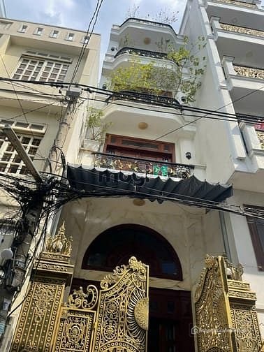 Bán biệt thự: Bán nhà mt đường số 3 phường 10, Quận Tân Bình. DT: 4x15m.Giá: 12,