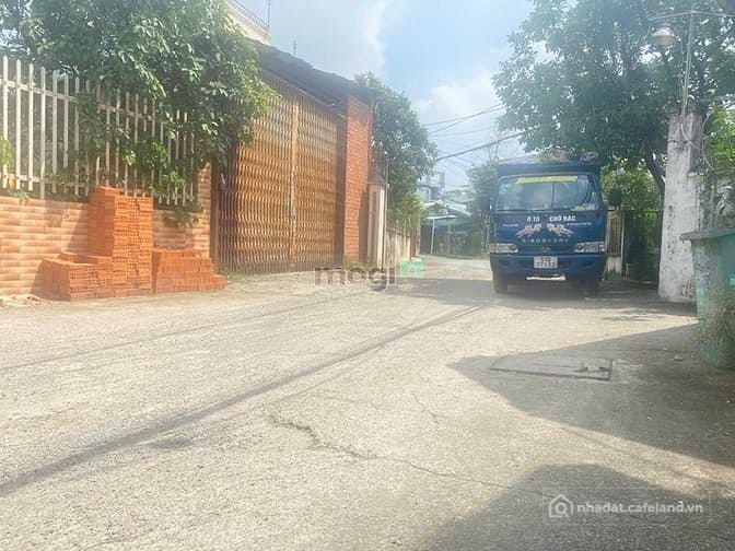 Bán nhà phố dự án: Bán Nhà Cấp 4 Mặt Tiền Đường 14, Phước Long A, DT 1000m2