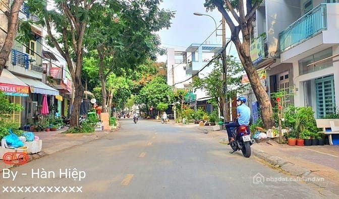 Bán biệt thự: Bán nhà cấp 4 cũ, Mặt tiền đường 12 - Phước Bình, Quận 9. DT: 86m2