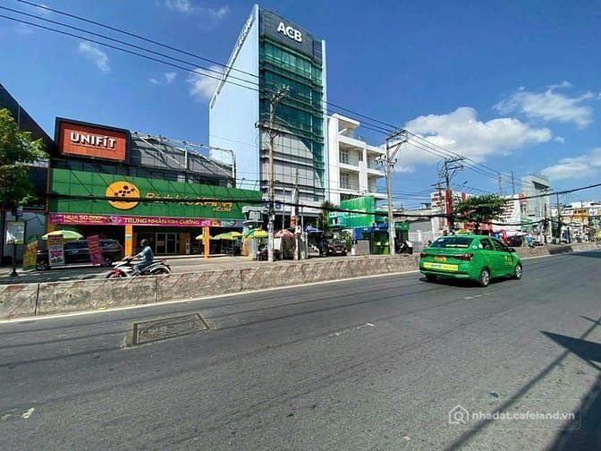 Bán biệt thự: Chọn lọc mặt tiền Huỳnh Tán  Phát ngang rộng giá tốt.