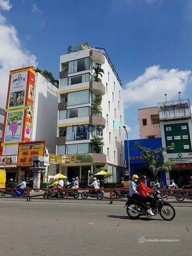 Bán biệt thự: Bán Tòa Nhà Góc 2 Mặt Tiền Đường Cộng Hòa Khai Thác Dòng Tiền Tốt