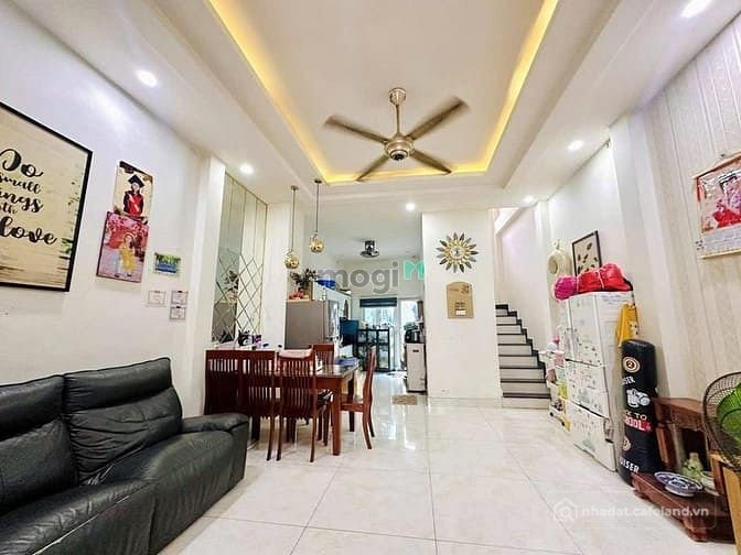 Bán nhà riêng: Bán Nhà 1 Trệt 2 Lầu Đường Tân Hòa 2 Phường Hiệp Phú, Quận 9 Cũ