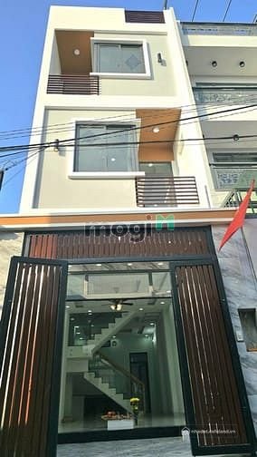 Bán nhà riêng: bán nhà 1 trệt 2 lầu 1 tum– LONG TRƯỜNG , Q9 - gồm : 4PN. Giá 5 t