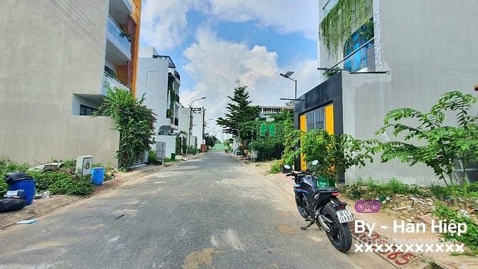 Bán nhà riêng: Bán nhà trục chính hẻm 68 DIAMOND TOWN Bưng Ông Thoàn, Phú Hữu, Q