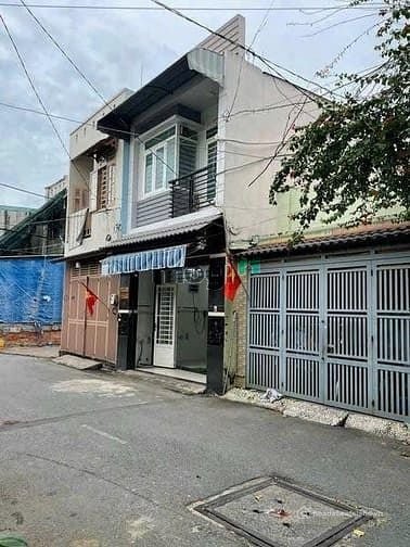 Bán nhà riêng: Nhà Hẻm Nhựa 8m Xe Hơi 4x15 2 Tầng 3PN 3WC Đường Lũy Bán Bích GIá