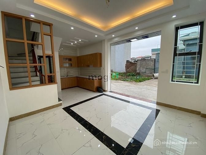 Bán nhà riêng: Bán Nhà 5 Tầng, Ngõ Thông, Lô Góc, Ngõ 197 Phúc Lợi - 3 Tỷ.