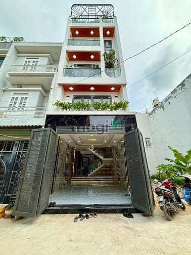 Bán nhà riêng: Nhà đường Thạnh Lộc 19, DT:4,5x14M, Lửng, 3Lầu, Gara ôtô, 4PN, S/