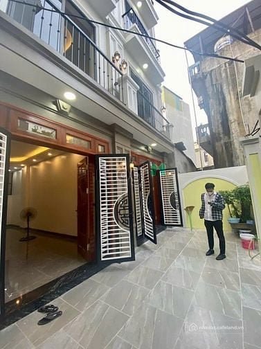 Bán nhà riêng: Bán Nhà 40m x 5 Tầng Tổ 4 Thạch Bàn, Ngay Cạnh Aeon, Cầu Vĩnh Tuy