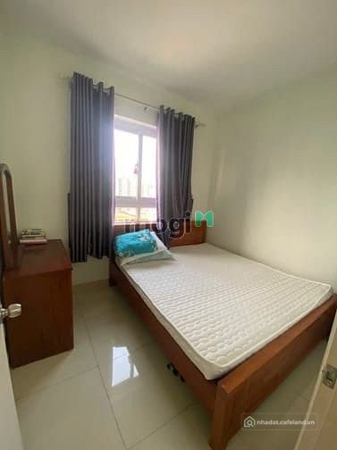 Bán căn hộ chung cư: Bán căn hộ Topaz Home, DT 54m2, 2PN, có NT, giá 1.6 tỷ TL