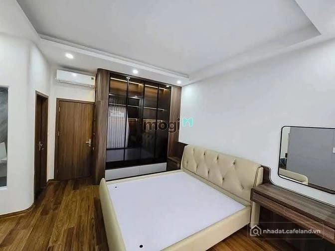 Bán căn hộ chung cư: Bán căn hộ Long Biên  chung cư mini 6 tầng thang máy .Giá 3