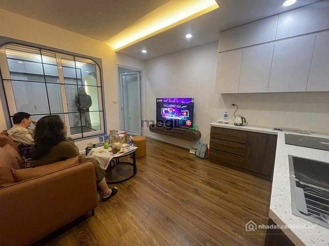 Bán căn hộ chung cư: HIẾM! TT Huỳnh Thúc  Kháng_Đống Đa_tầng 2_70m2 2pn chỉ 4,2