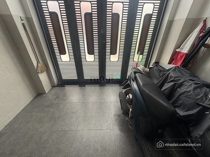 Bán nhà riêng: Nhà 2 mặt tiền ô tô vô Phú Thạnh Tân Phú 63m2 5tầng , 6PN , 7WC