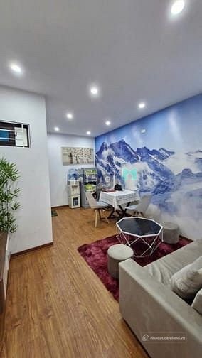 Bán căn hộ chung cư: Có 1.0.2 TT Thanh Nhàn_Hai Bà Trưng_T3_120m2 3pn 2wc chỉ 4