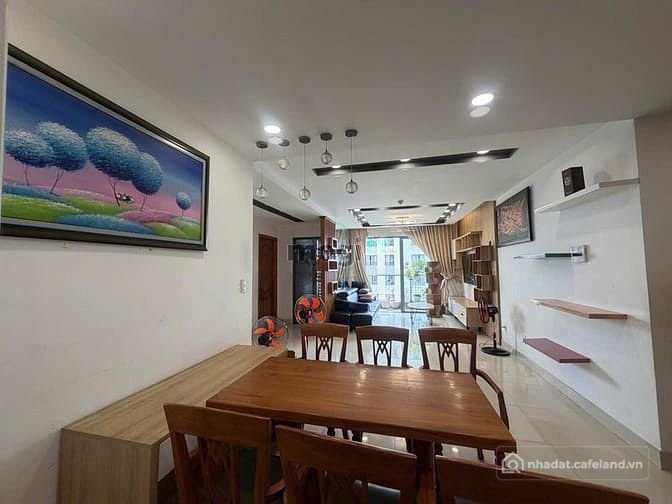 Bán căn hộ chung cư: Duy nhất Gold View bán căn gốc 94M2 2PN 2WC, nội thất gỗ th