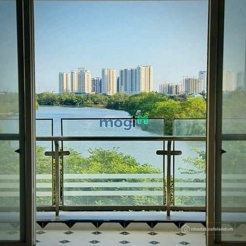 Bán căn hộ chung cư: Bán Gấp Star Hill Phú Mỹ Hưng – Căn Góc 3PN, View Đẹp, 102m