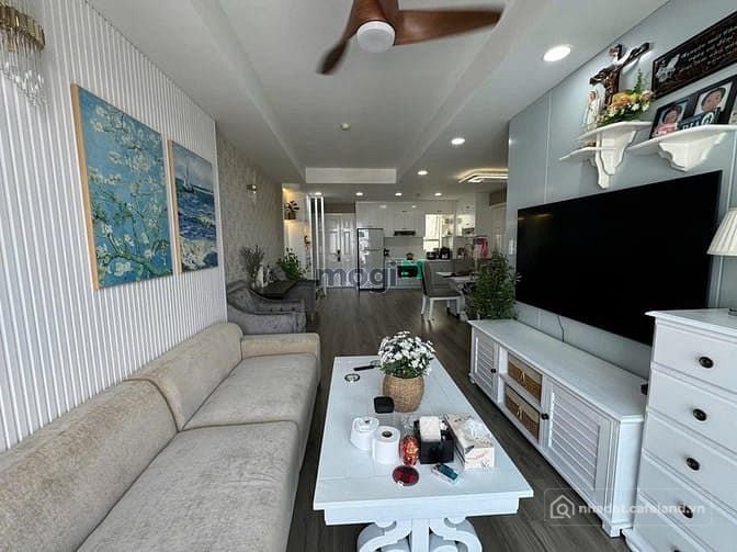 Bán căn hộ chung cư: Bán căn hộ chung cư Melody Residences đường Âu Cơ, Quận Tân